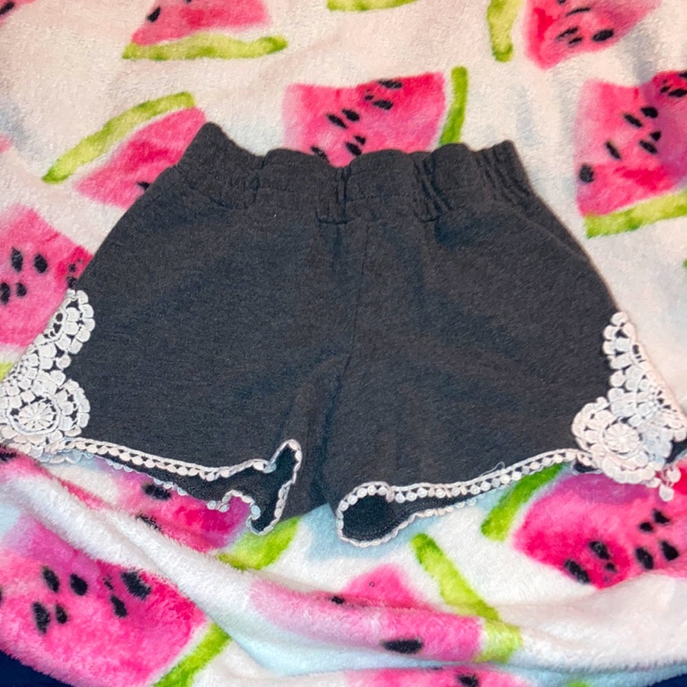 Gray shorts